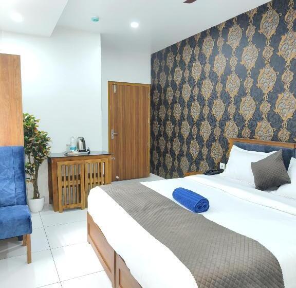 جناح إدارى, Wayanad Palace