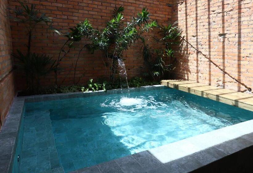 Suite with Pool, Luv Gardens Motel   Adults Only