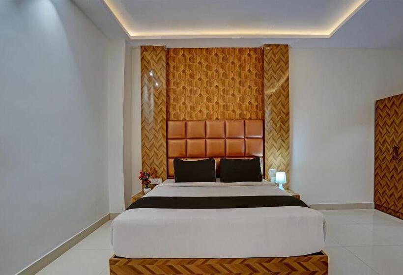 Трехместный Номер Deluxe, O Skycity