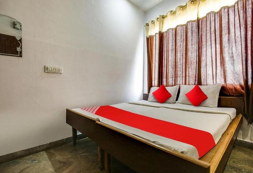 트리플 클래식 룸, Oyo Hotel Sun Stone