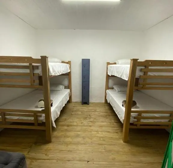 اتاق چهار تخته با دستشویی مشترک, Origen Hostel Jardín