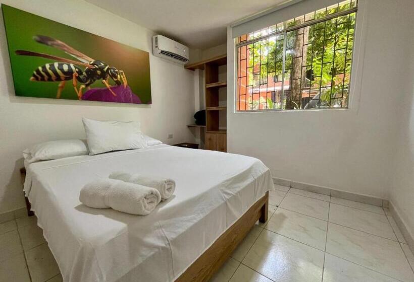 آپارتمان 2 خوابه, Apartahotel Rosedal