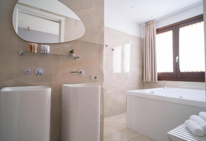 غرفة قياسية مزوَّدة بجاكوزي, Acquamarina Rooms