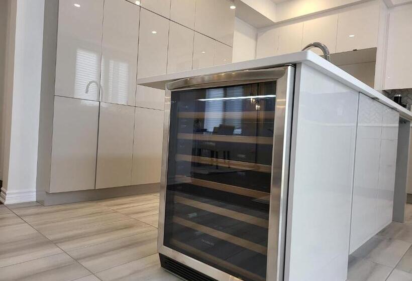 标准间, New Luxury Home
