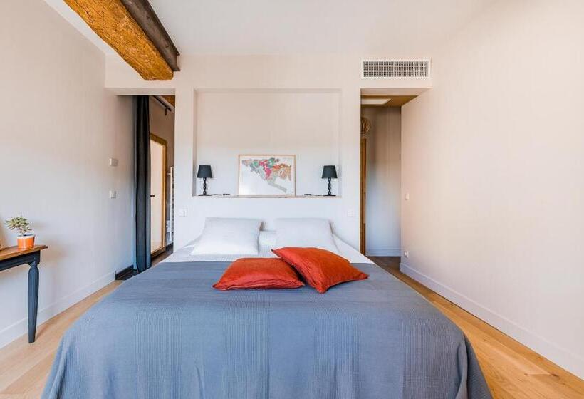 キングサイズベッドのスーペリアルーム, Maison De Pagneux