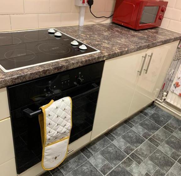 اتاق استاندارد, Sam’z Boutique