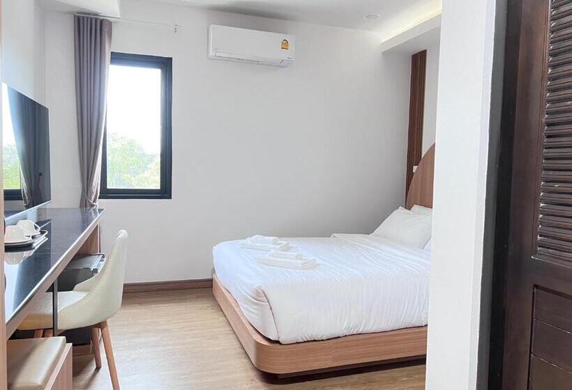 Standard Værelse, โรงแรม ชม เชียงราย