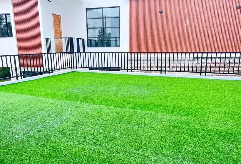 Standard-huone, โรงแรม ชม เชียงราย