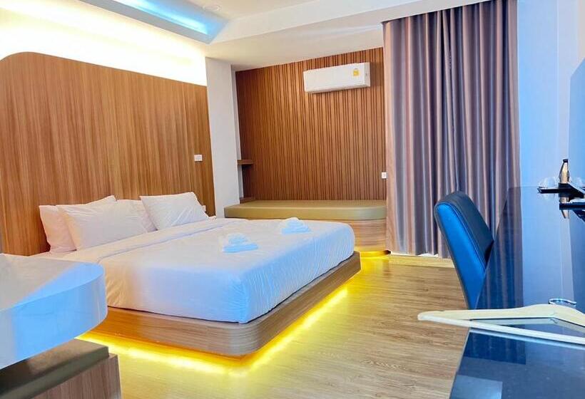 Superior Værelse, โรงแรม ชม เชียงราย