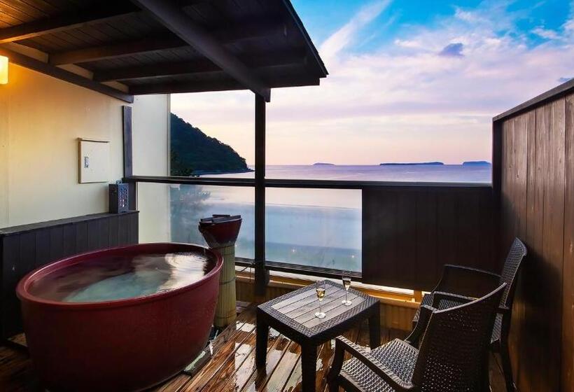 Семейный Номер Deluxe, 宵待ちの宿 萩一輪