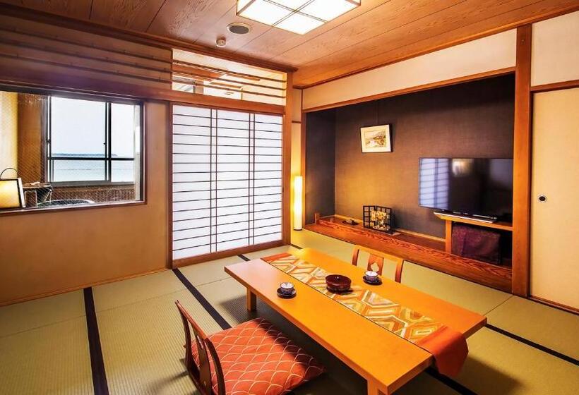 スタンダード４人部屋, 宵待ちの宿　萩一輪