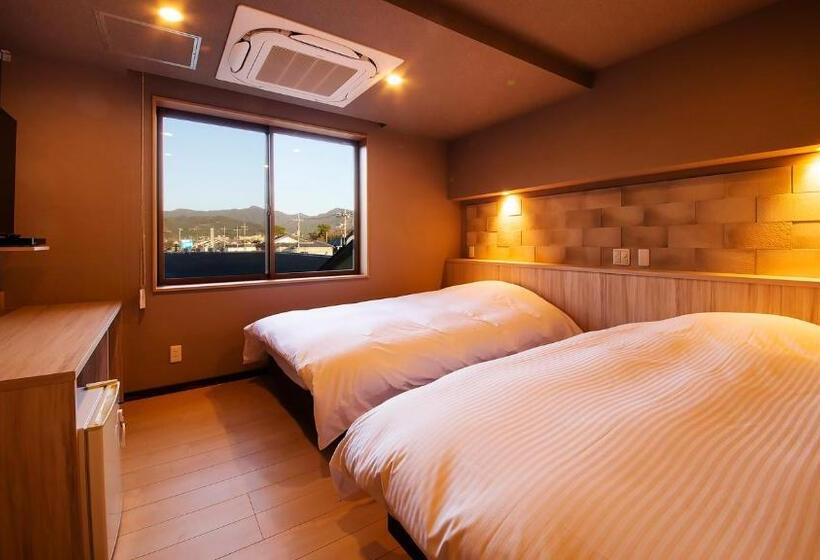 Номер Стандарт, 宵待ちの宿 萩一輪