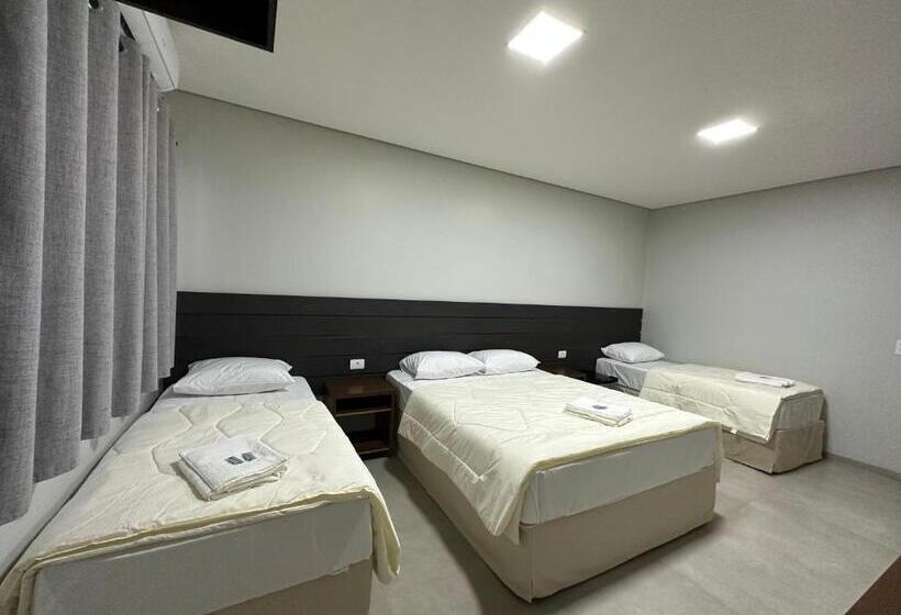 Номер Стандарт Трехместный, 7 Quedas