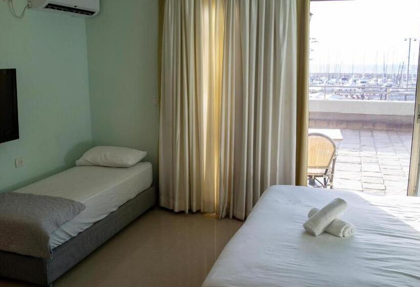Triple Room Sea View, Marina Beach