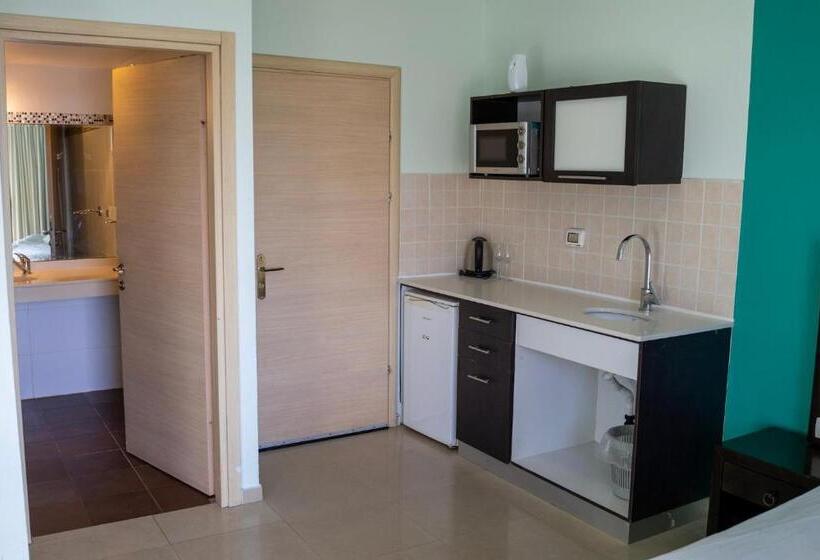 Triple Room Sea View, Marina Beach