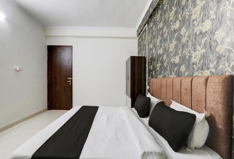 トリプルクラシックルーム, Oyo Flagship Heritage Villa