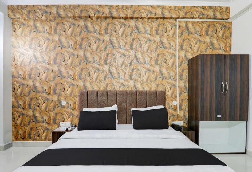 トリプルクラシックルーム, Oyo Flagship Heritage Villa