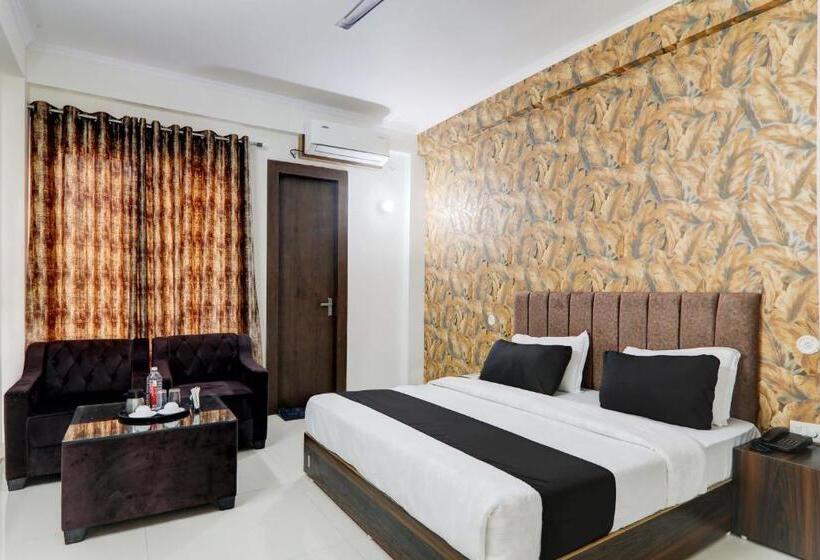 トリプルクラシックルーム, Oyo Flagship Heritage Villa