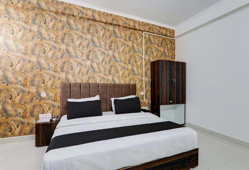 トリプルクラシックルーム, Oyo Flagship Heritage Villa