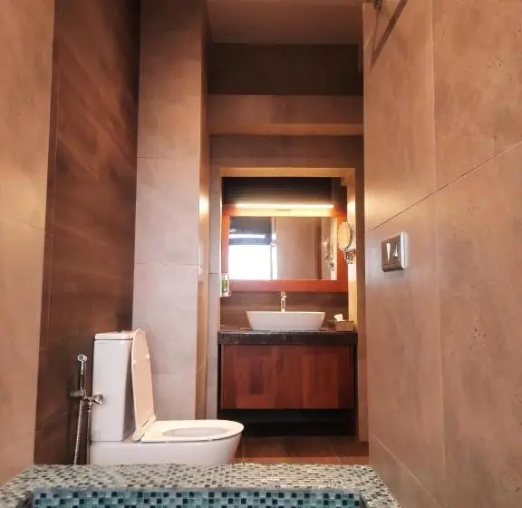 コンフォートトリプルルーム, Thimbiri Wewa Resort Wilpattu