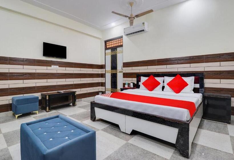 トリプルクラシックルーム, Oyo Flagship Hotel The Kailash