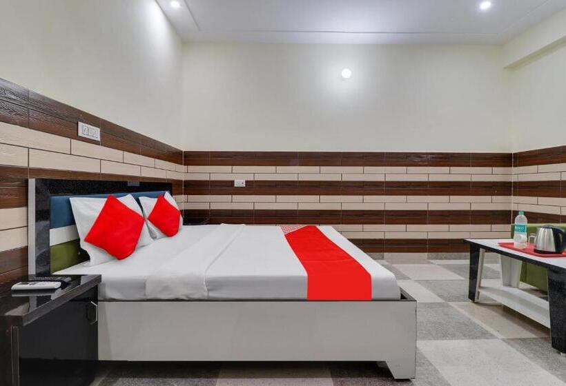 トリプルクラシックルーム, Oyo Flagship Hotel The Kailash