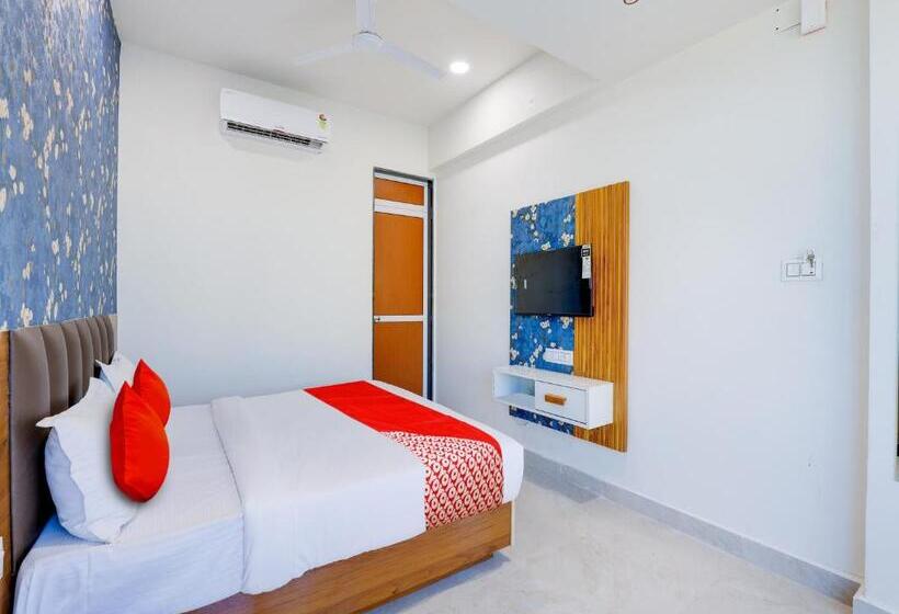 Трехместный Номер Классика, Oyo Flagship Hotel Vasundhara