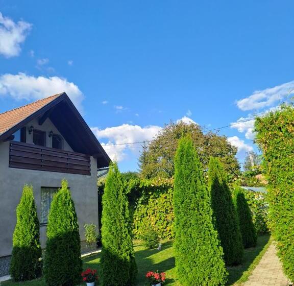 اتاق استاندارد سه نفره, Casa Nuria