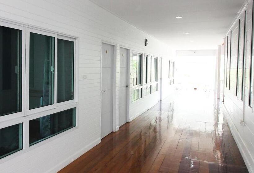 חדר סטנדרט, Room In Guest Room   Baan Khunphiphit Homestay No2229