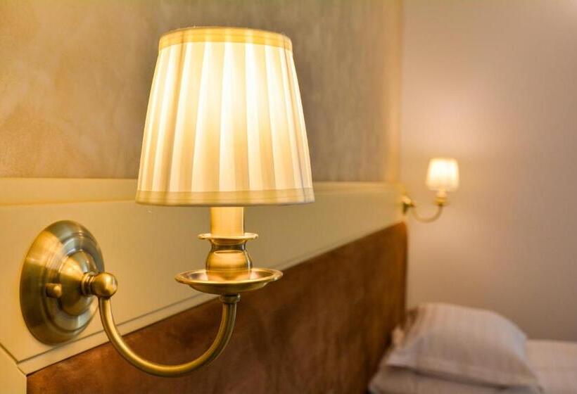 חדר סטנדרט, Pensiunea Ww