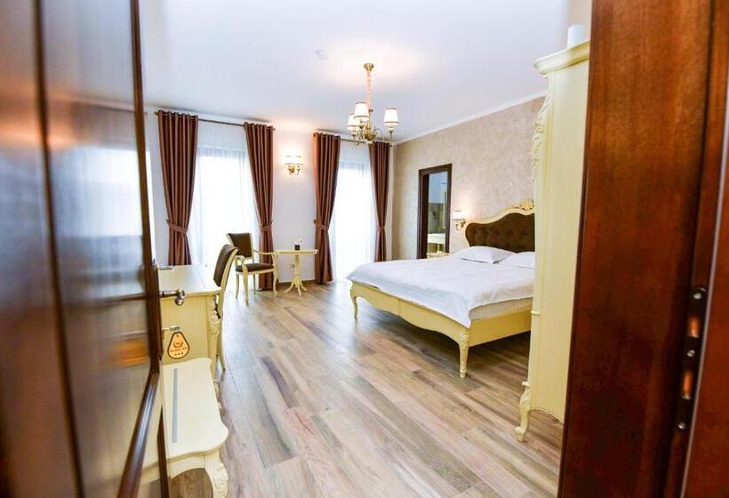 חדר סטנדרט עם מיטת קינג, Pensiunea Ww