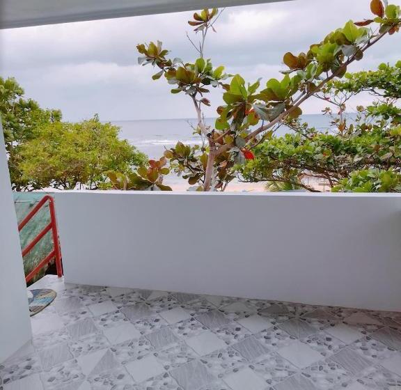 סטודיו דלוקס, Rendezvous Beach Resort   Cabongaoan