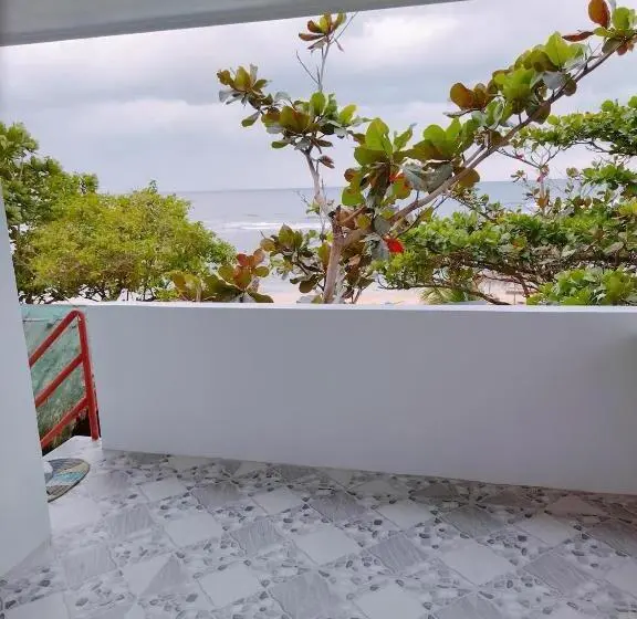 デラックススタジオ, Rendezvous Beach Resort   Cabongaoan