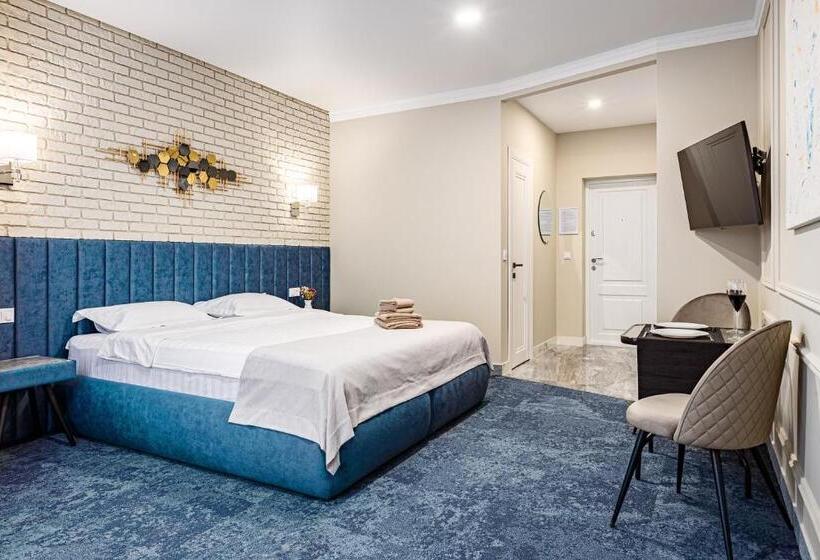 استودیوی استاندارد, Apartreserve Avtorskiy