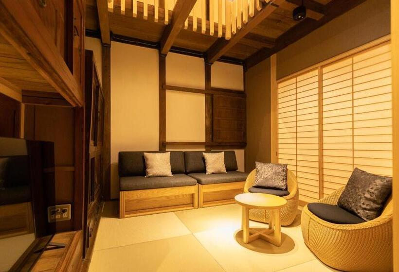 Семейный Номер, Classic ＆ Modern Self Styled Hotel 番場おおそね