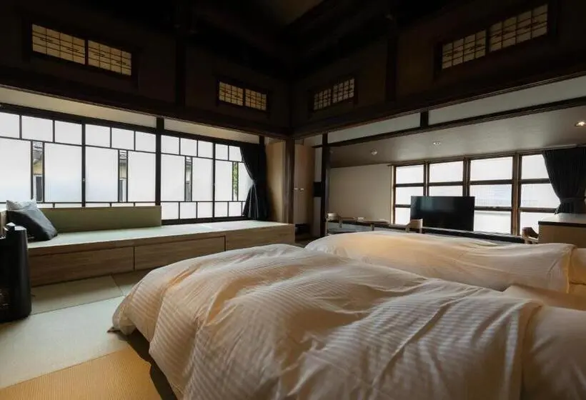 スタンダード4人部屋, Classic & Modern Self Styled Hotel 番場おおそね
