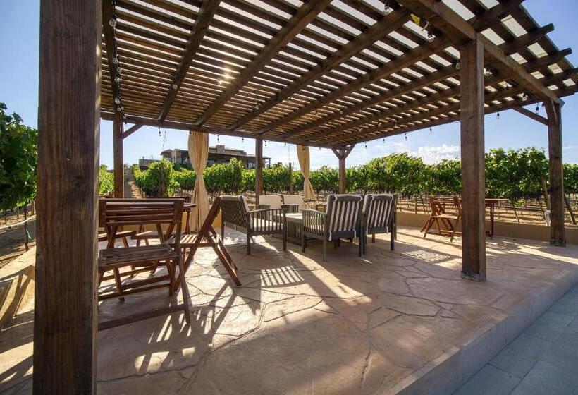 Семейный Номер, Emmalu Hotel Boutique