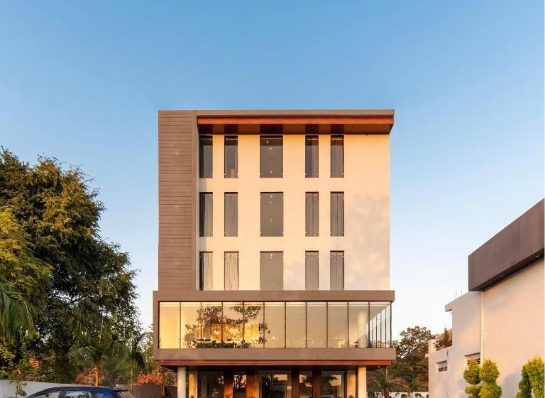 חדר דחוקס עם מיטת קינג, Bafna Lawn