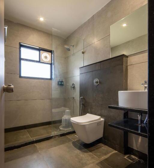 סוויטה, Bafna Lawn