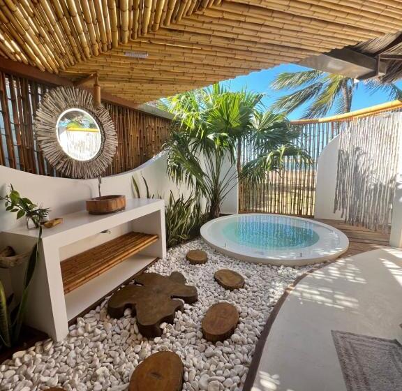 Люкс с Бассейном, Bambu Blu Lagoon Homes