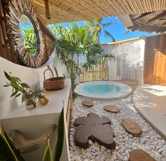 סוויטה עם בריכה, Bambu Blu Lagoon Homes