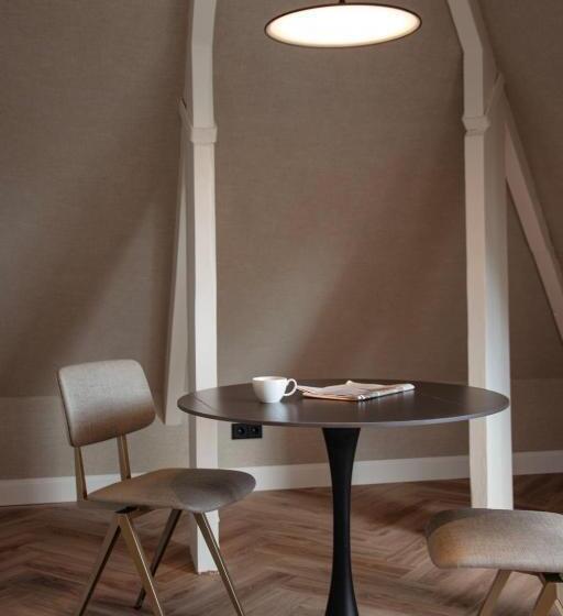 스위트, By Friso Den Haag   Scheveningen