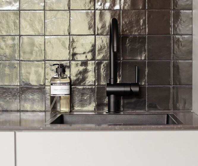 패밀리 스위트, By Friso Den Haag   Scheveningen