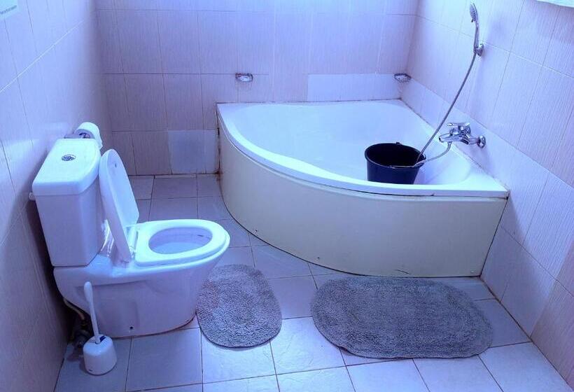 Люкс, Malbert Inn