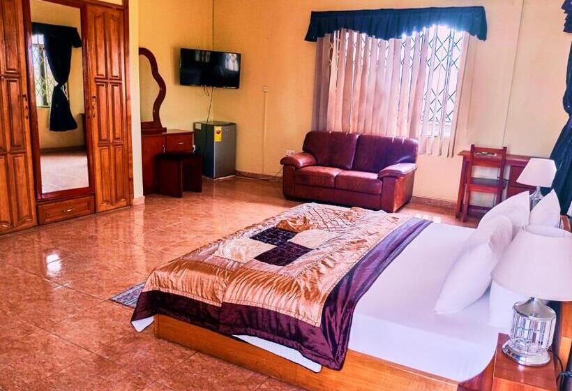 Люкс с Балконом, Malbert Inn