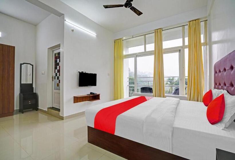 غرفة ديلوكس ثلاثية, Oyo Flagship 81260 Star Lights