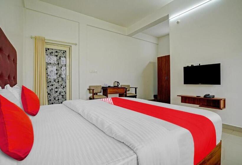 غرفة ديلوكس ثلاثية, Oyo Flagship 81260 Star Lights