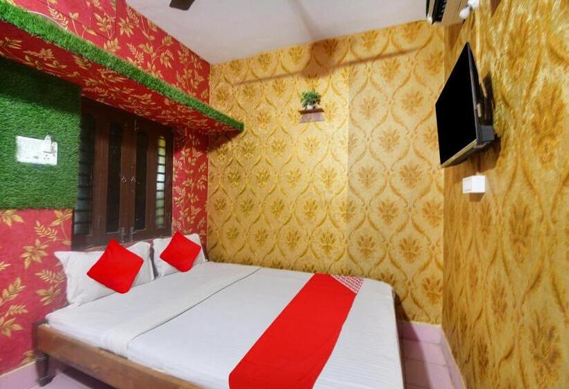 トリプルクラシックルーム, Spot On Sri Jagannath Nibas