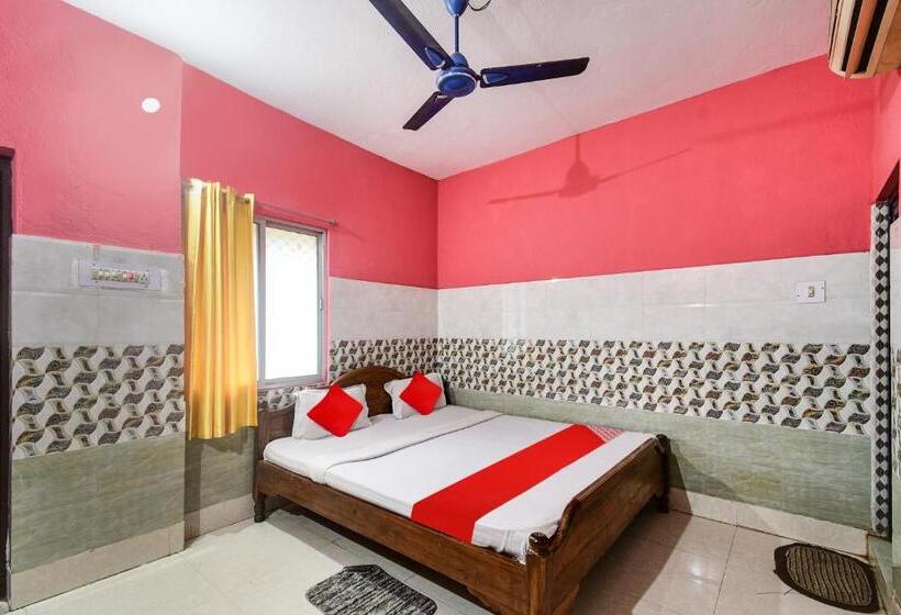 トリプルクラシックルーム, Spot On Sri Jagannath Nibas