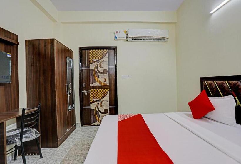 トリプルクラシックルーム, Oyo Flagship Krishna Galaxy